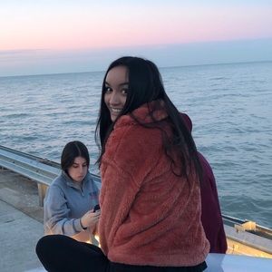 Meet your Posher, Sara